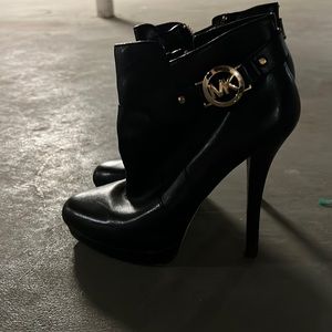 Michael kors booties